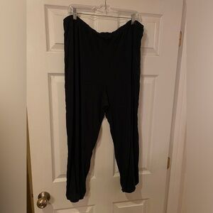 WOMEN’s black knit pajama pants